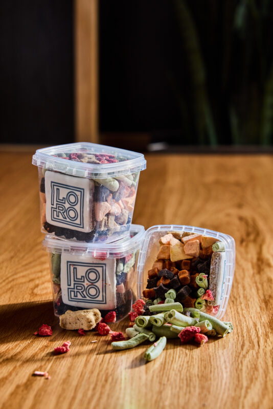 dog treats at loro